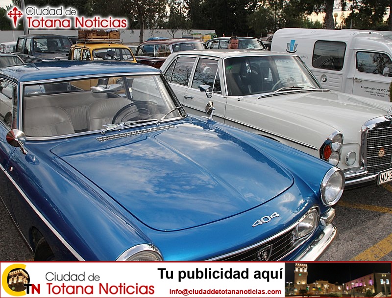 Concentración de Vehículos Clásicos (coches aparcados) - 004