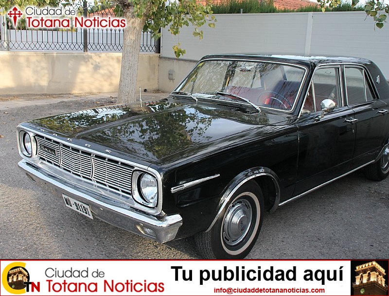 Concentración de Vehículos Clásicos (coches aparcados) - 030