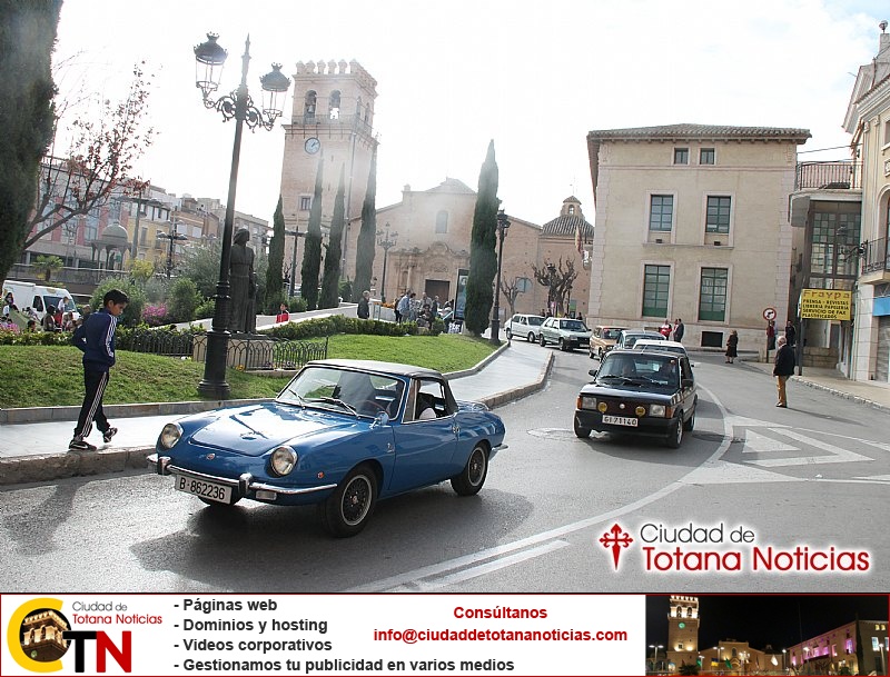 Concentración de vehículos clásicos Ciudad de Totana 2016 - Coches en marcha - 037