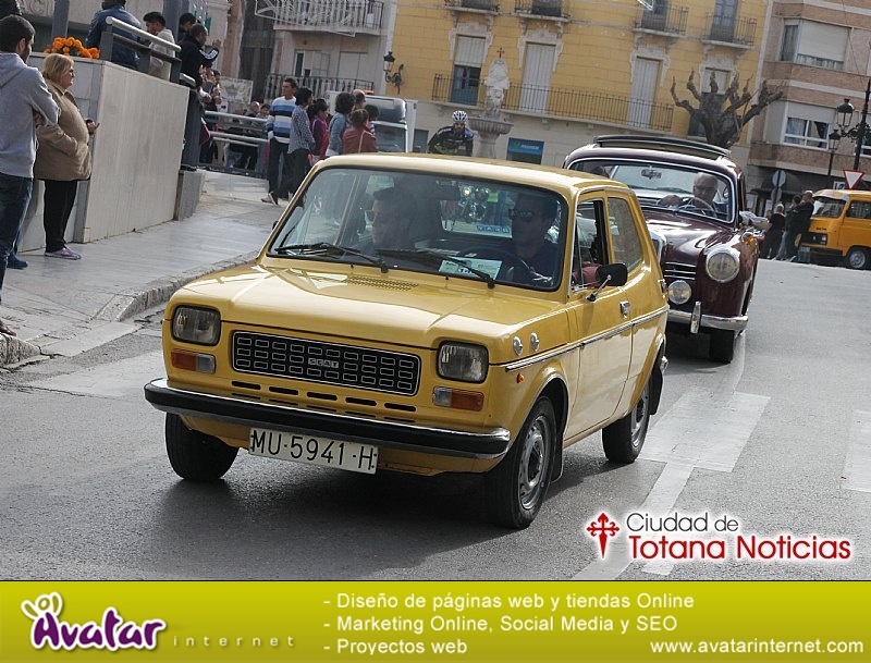 Concentración de vehículos clásicos Ciudad de Totana 2016 - Coches en marcha - 051