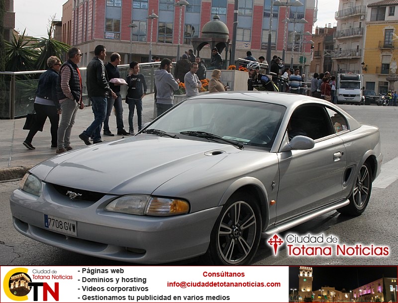 Concentración de vehículos clásicos Ciudad de Totana 2016 - Coches en marcha - 053