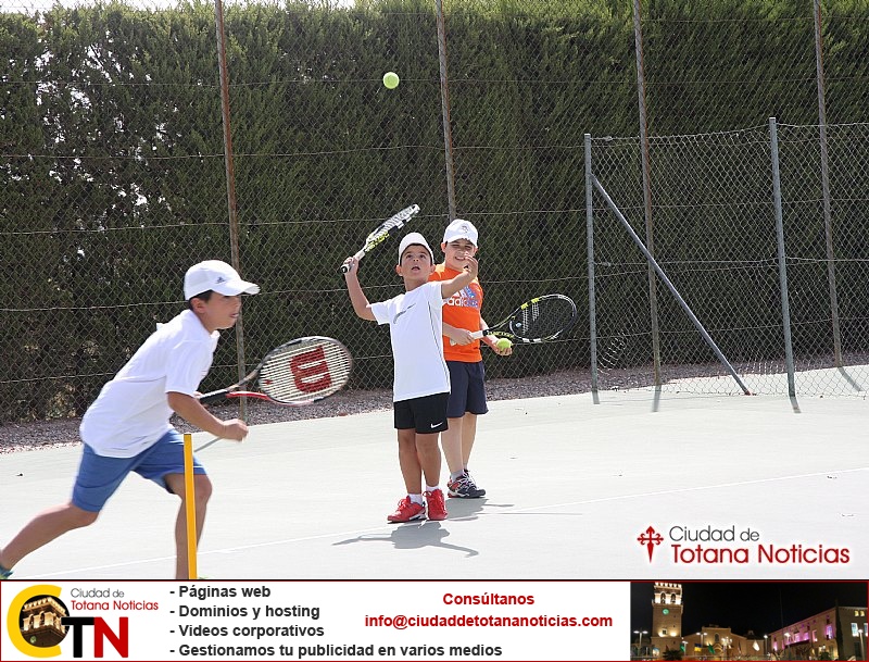 Fiesta de clausura del curso 2015/16 Escuela Club Tenis Totana - 005