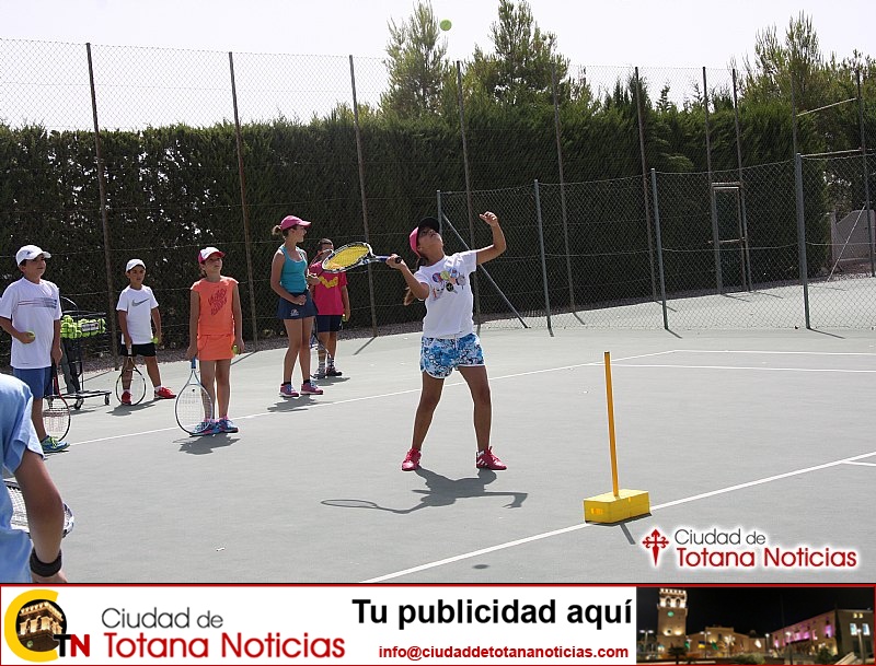 Fiesta de clausura del curso 2015/16 Escuela Club Tenis Totana - 008