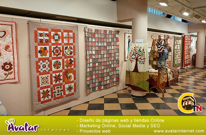 Exposición talleres bordado, patchworks y pintura - La Cárcel Formación 2017 - 003