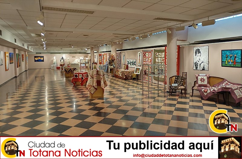 Exposición talleres bordado, patchworks y pintura - La Cárcel Formación 2017 - 006