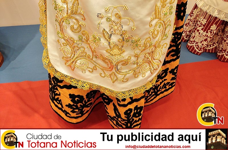 Exposición talleres bordado, patchworks y pintura - La Cárcel Formación 2017 - 030