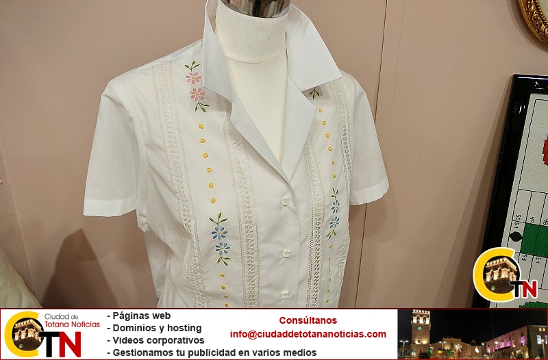 Exposición talleres bordado, patchworks y pintura - La Cárcel Formación 2017 - 037