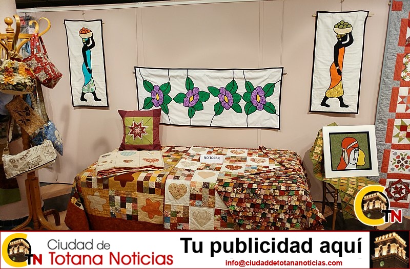 Exposición talleres bordado, patchworks y pintura - La Cárcel Formación 2017 - 070