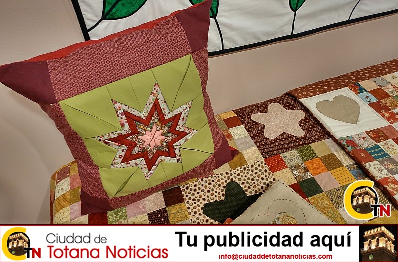 Exposición talleres bordado, patchworks y pintura - La Cárcel Formación 2017 - 074