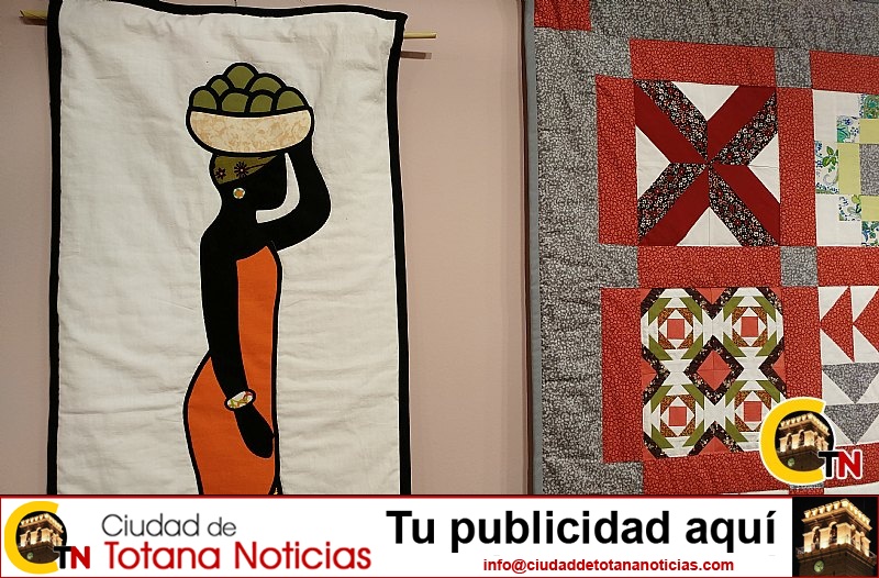 Exposición talleres bordado, patchworks y pintura - La Cárcel Formación 2017 - 078