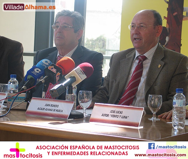 Se inaugura la escultura realizada en homenaje a Antonio Fuertes - 8
